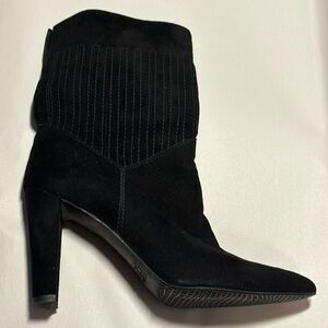 Stuart Weitzman black suede leather ankle boots / booties stitch detail pull on